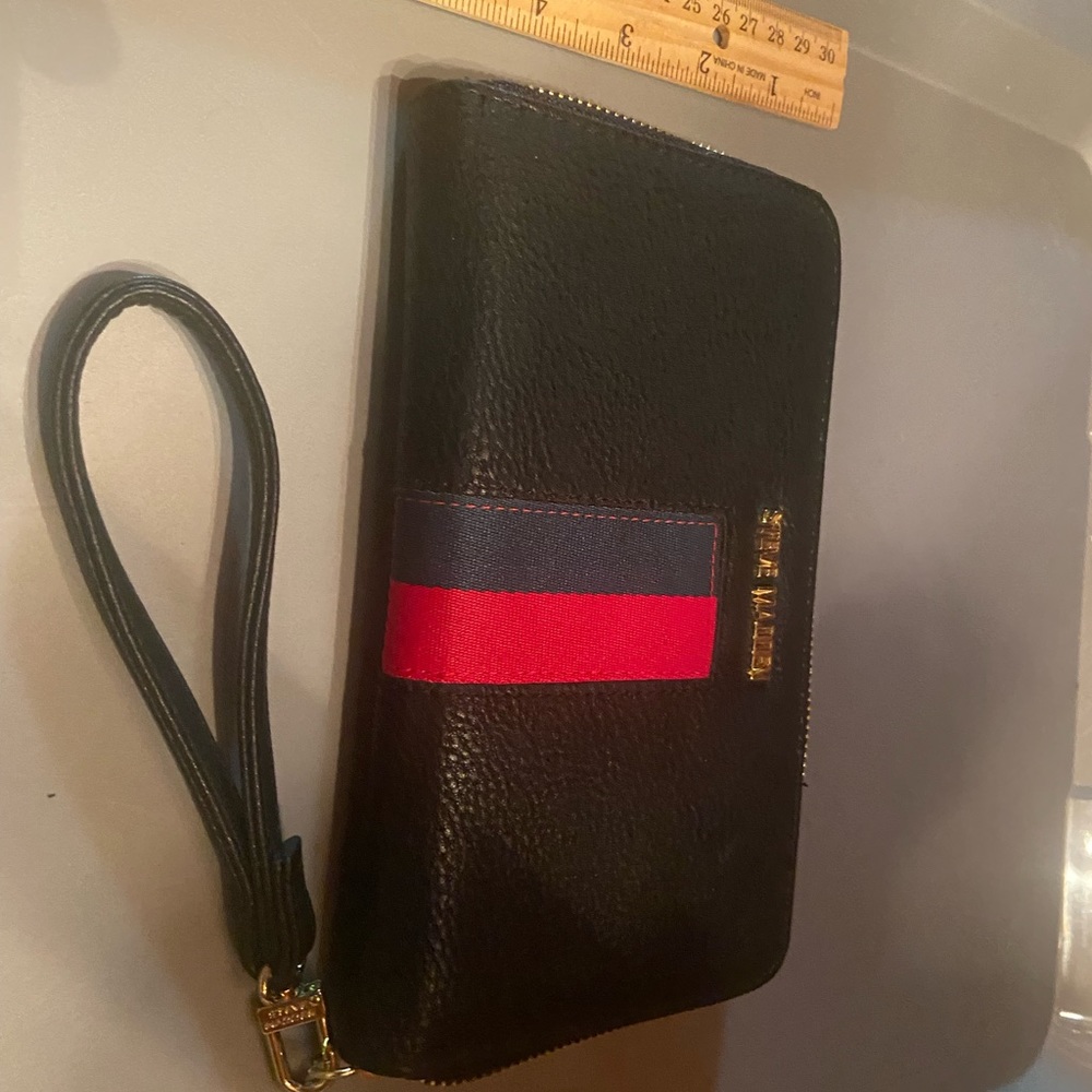 Steve Madden wallet